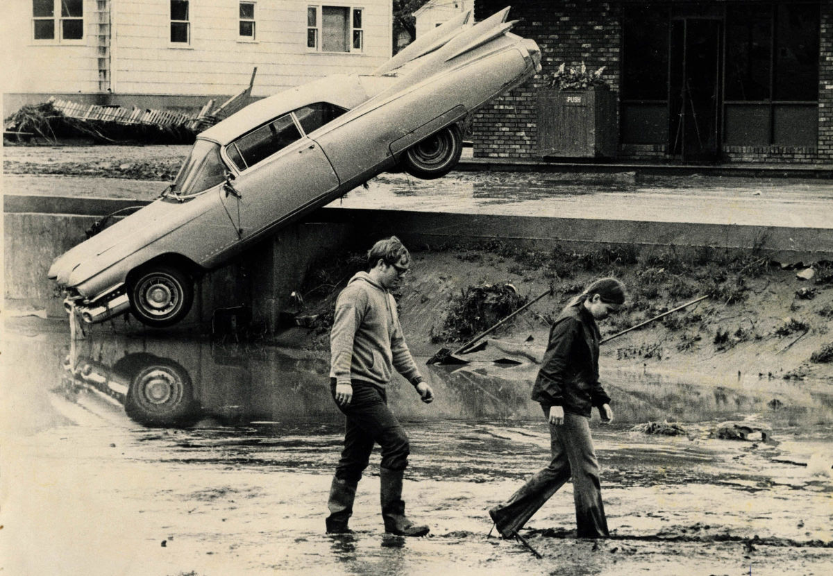 060312-nws-flood08.jpg